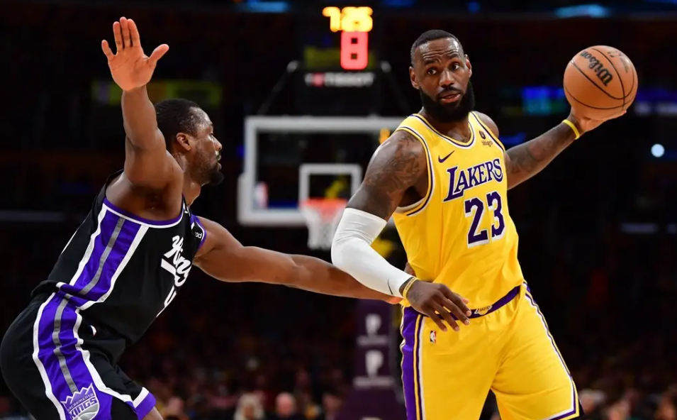 包含火箭绝地反击湖人,福克斯制霸全场的词条 包含火箭绝地反击湖人,福克斯制霸全场的词条