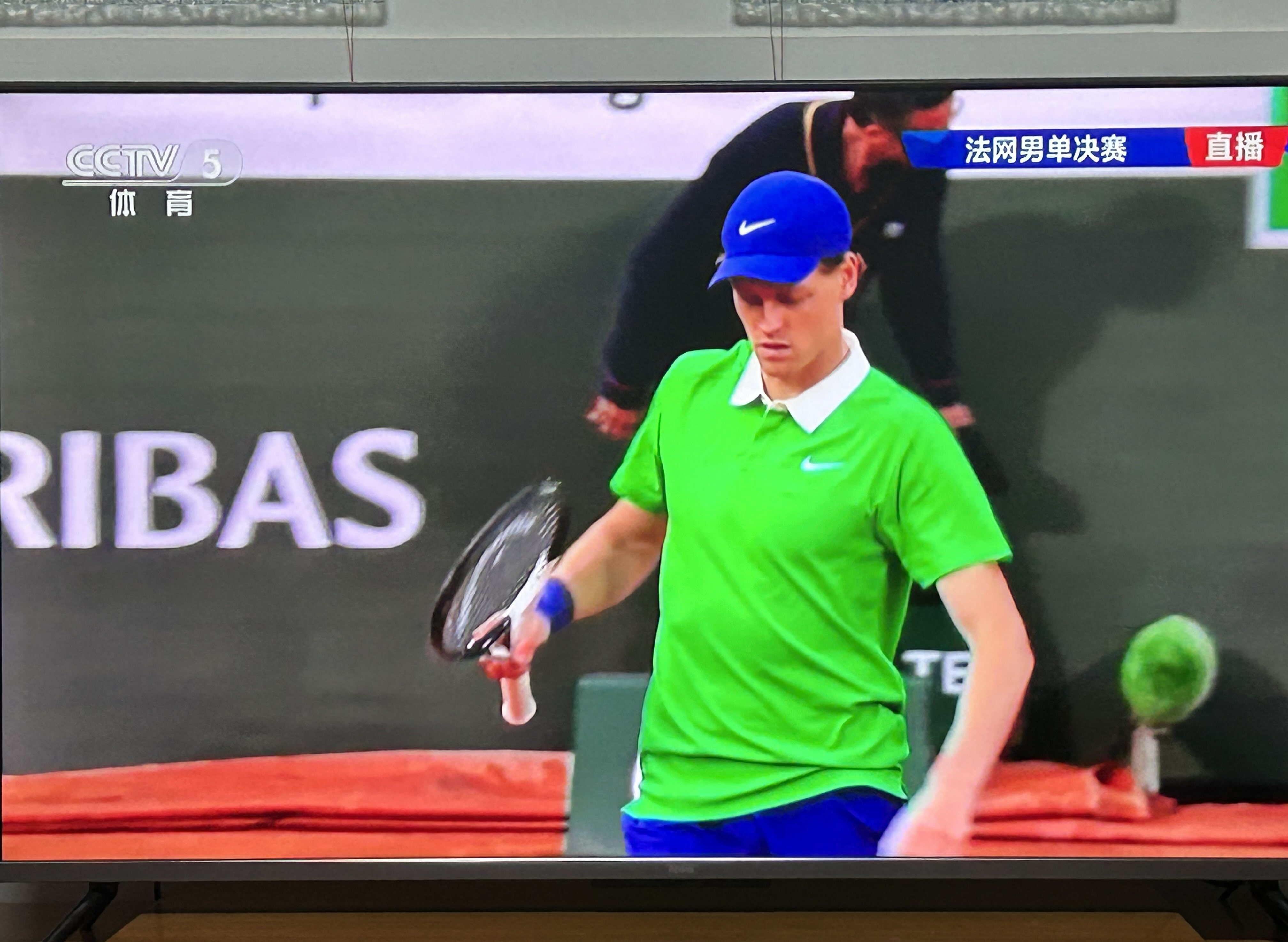 西班牙网球队血洗日本网球队，瓦林卡绝境逆转的简单介绍