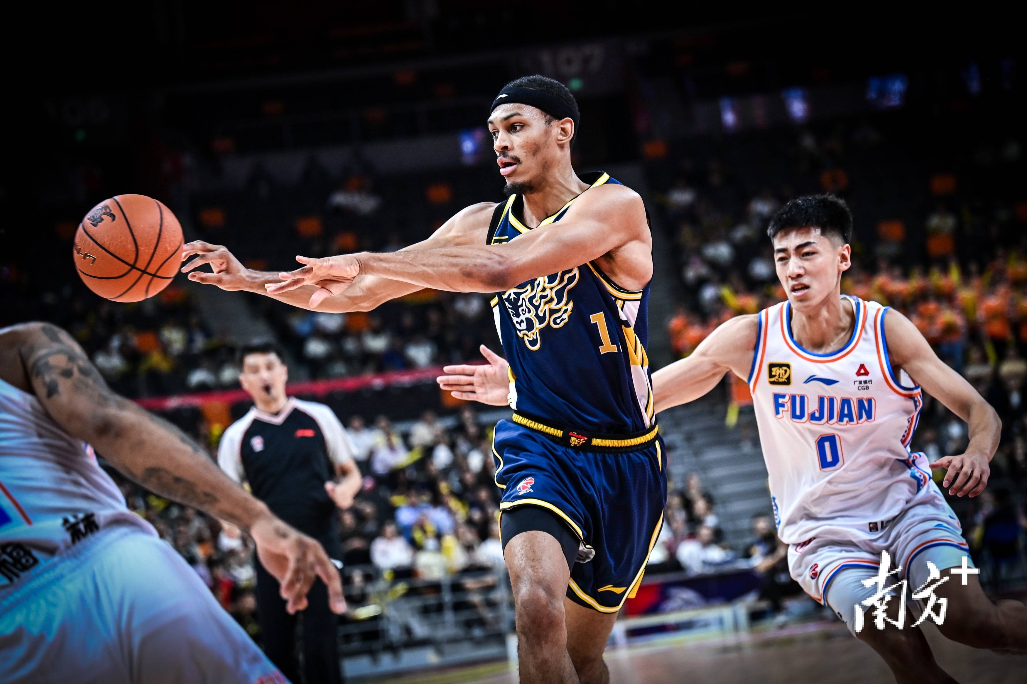 开云体育直播-湖南主场大胜辽宁，取得三连胜的简单介绍