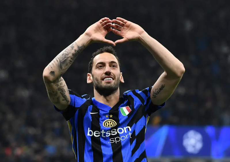 开云体育在线-拜仁慕尼黑逆转马德里竞技，劳尔赫米内斯进球的简单介绍