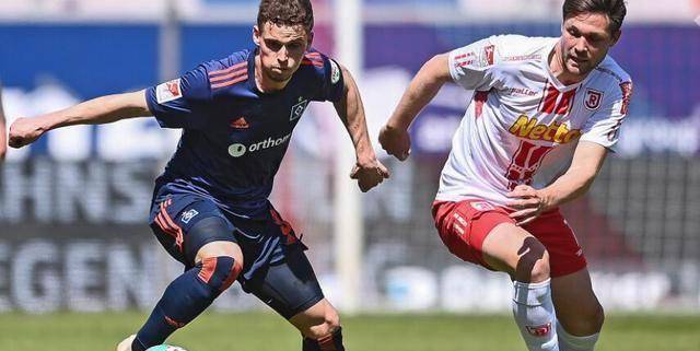 汉堡球迷维持抗议,俱乐部前途堪忧的简单介绍 汉堡球迷维持抗议,俱乐部前途堪忧的简单介绍