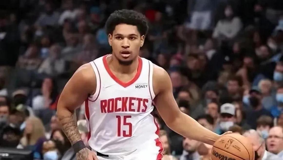 包含火箭主帅赞叹年轻球员表现，称赞未来可期的词条