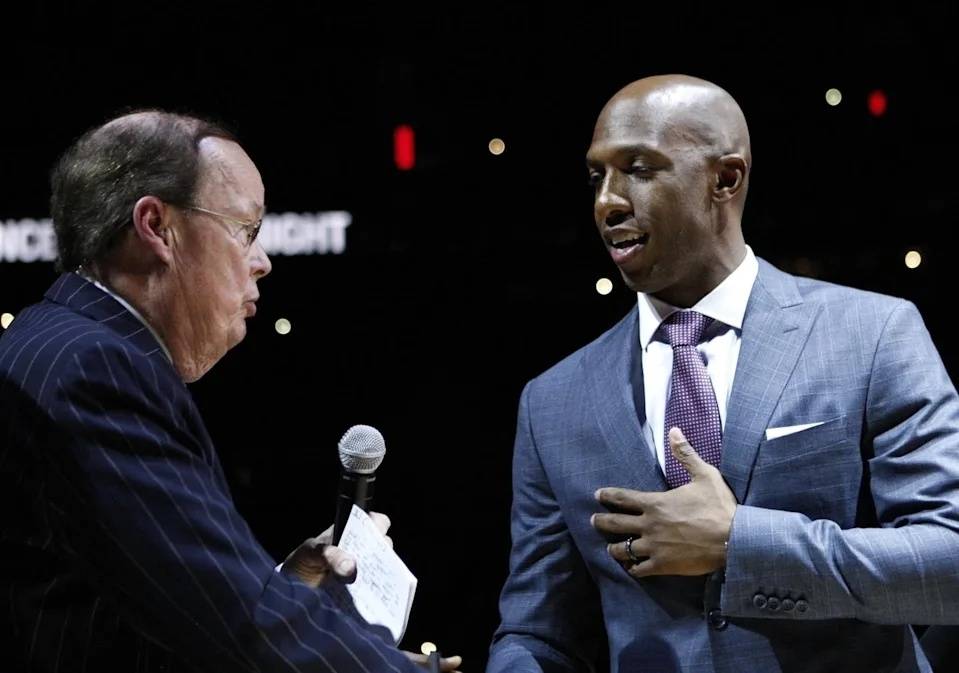 开拓者主教练批评球员态度，或影响球队士气的简单介绍