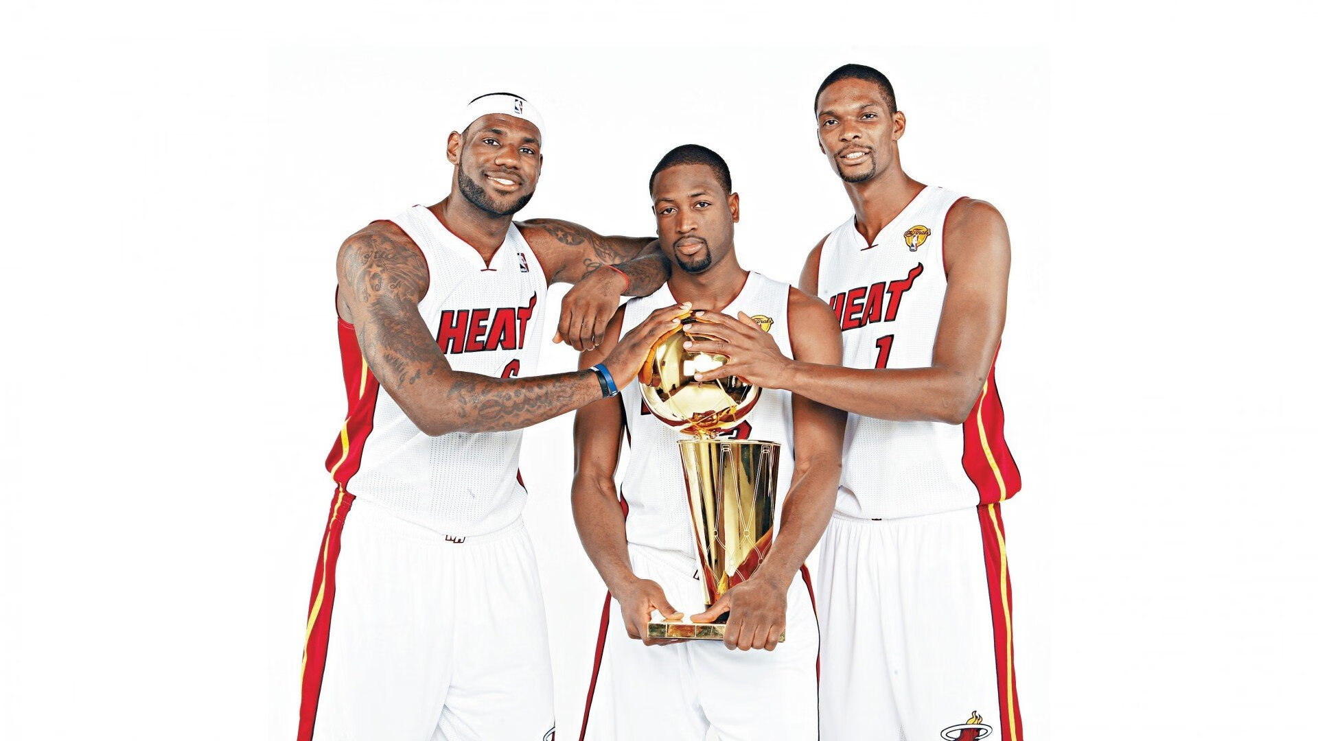 利拉德时刻再现!北京队鏖战勇士,关键先生主宰胜负